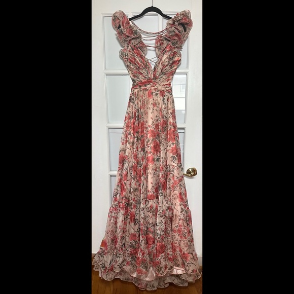 Mac Duggal Dresses & Skirts - Mac Duggal Pink Floral Rose Cut-Out Chiffon Gown STUNNING!